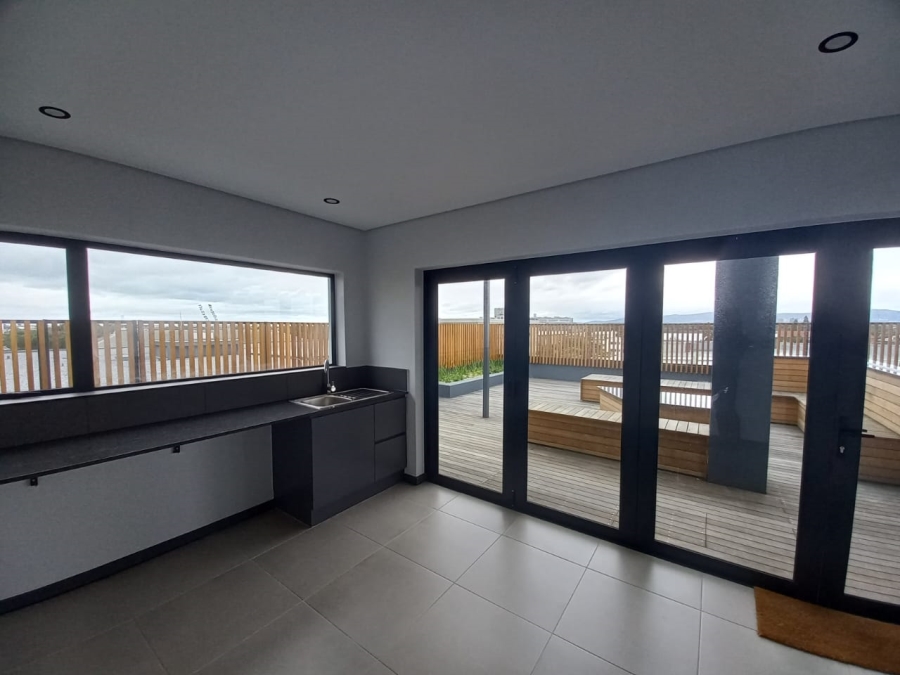 2 Bedroom Property for Sale in Pinelands Western Cape